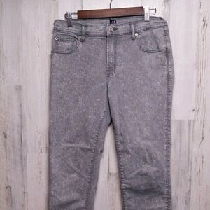 Gap • Womens Best Girlfriend Gray Jeans • Size 27R Raw Hem